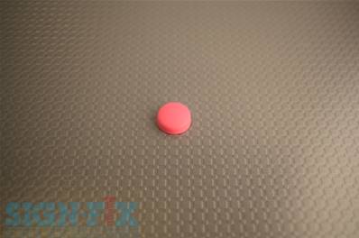 CACHE VIS PLASTIQUE Ø13MM FUCHSIA MAT